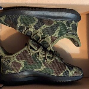 NEW camo print adidas toddler shoes size 9K